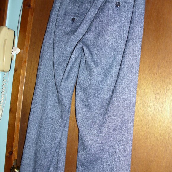 size 4r. nwot. the limited. cassidy fit.slacks slight flair at bottom leg. - Picture 5 of 5